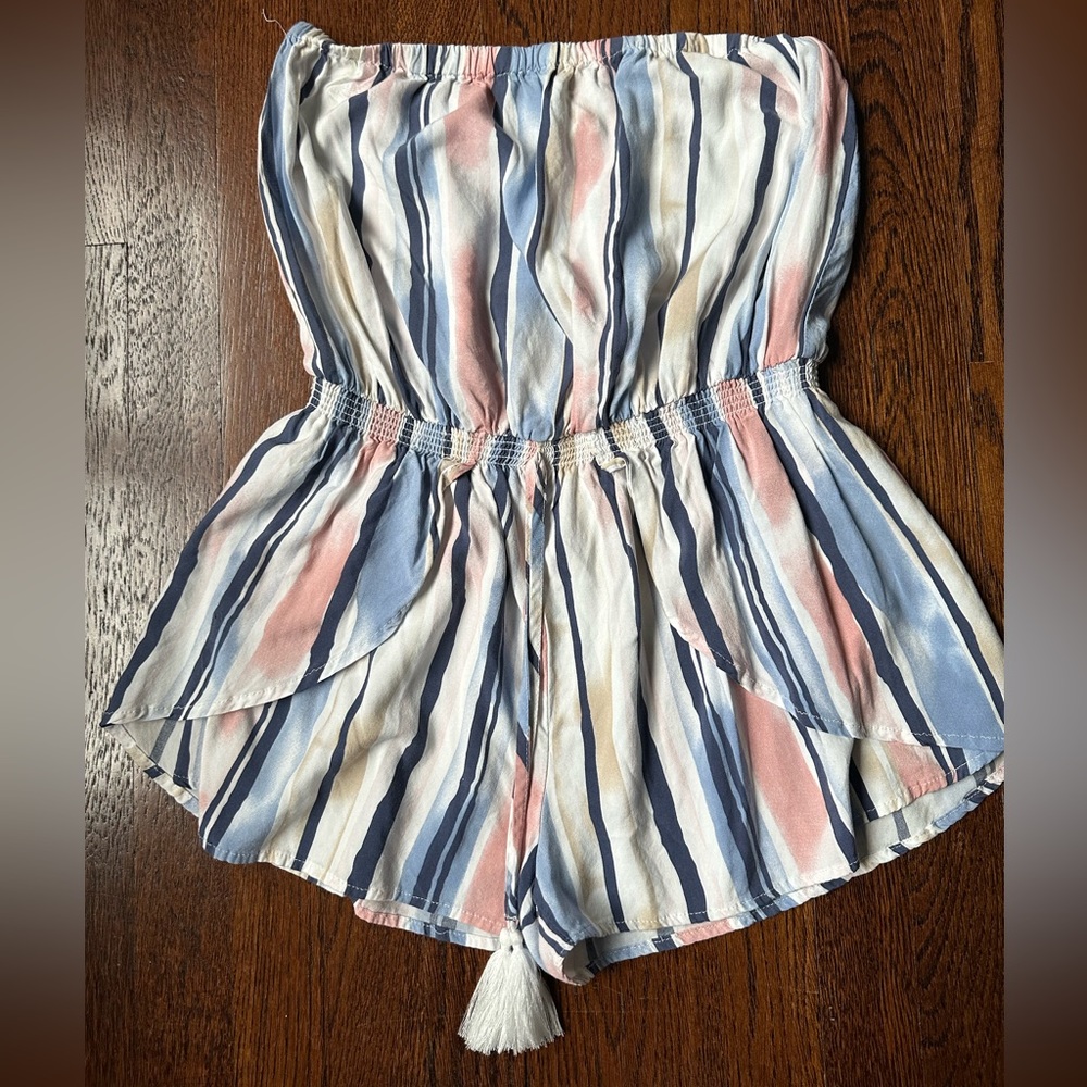 Multi color skort size small